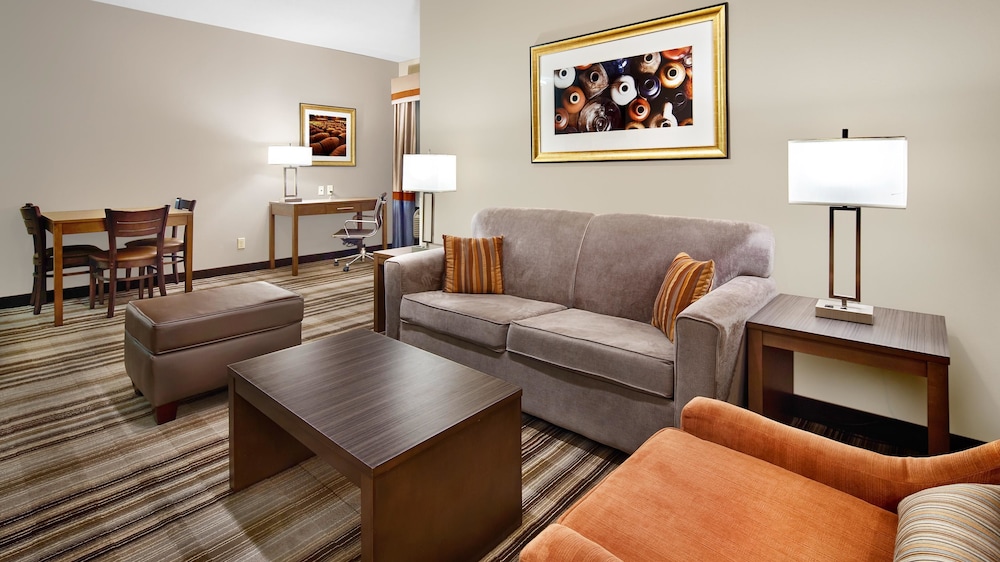 Best Western Plus Washington Hotel 30/42