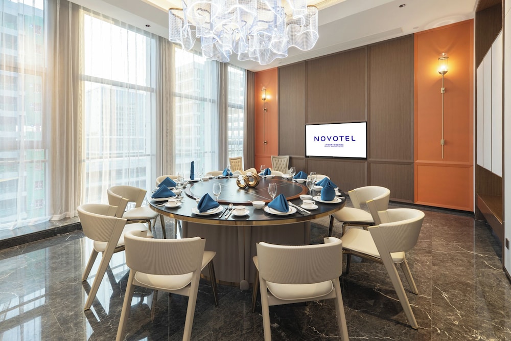 Novotel Shanghai Lingang 70/77