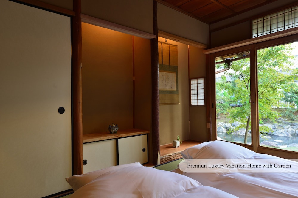 AOI Suites at Nanzenji Kan-un-an 11/92