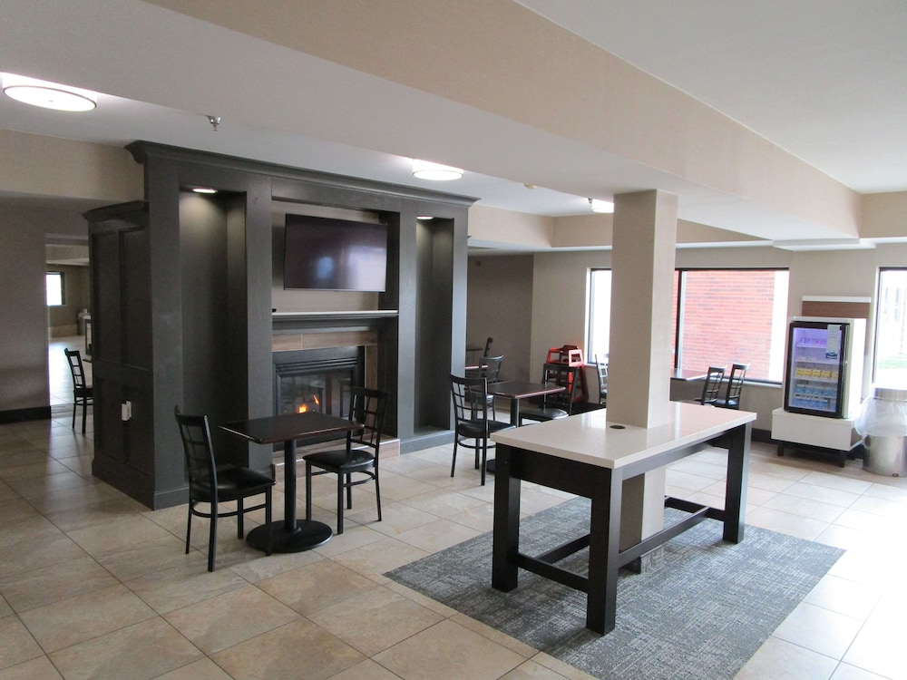 Best Western Watertown Inn Suites 29/42