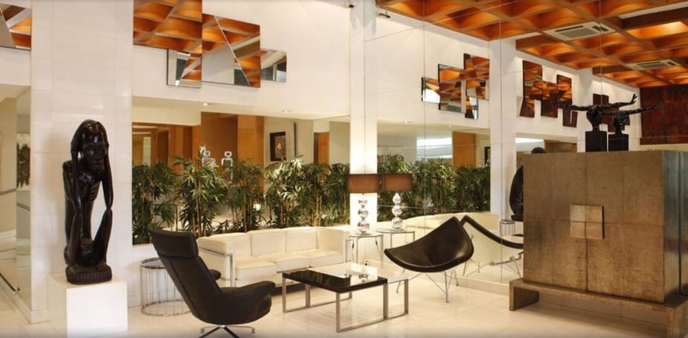 lobby