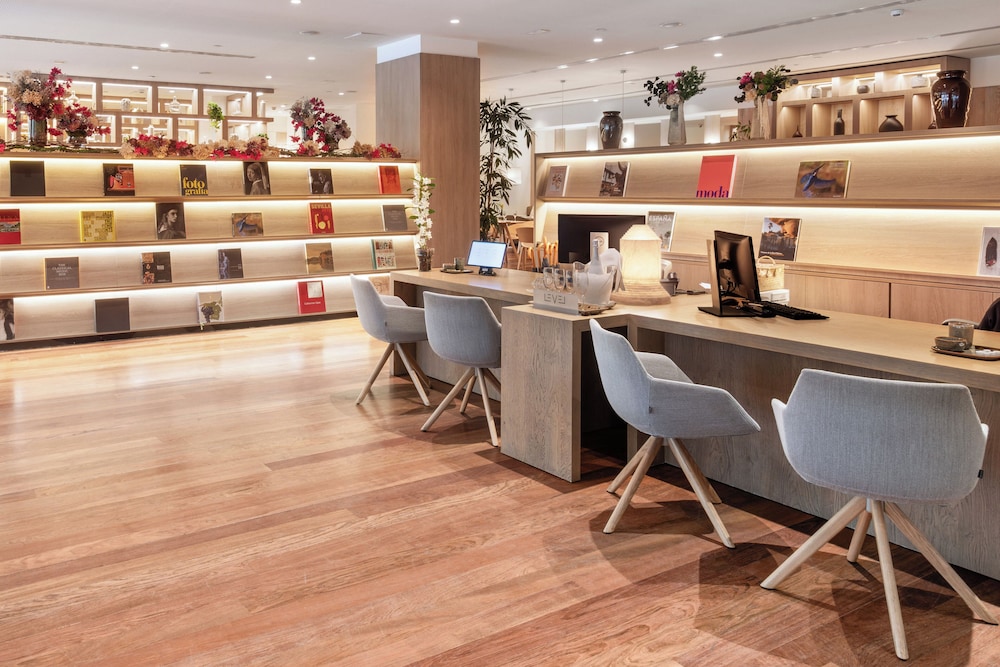 The Level at Melia Sevilla 46/62