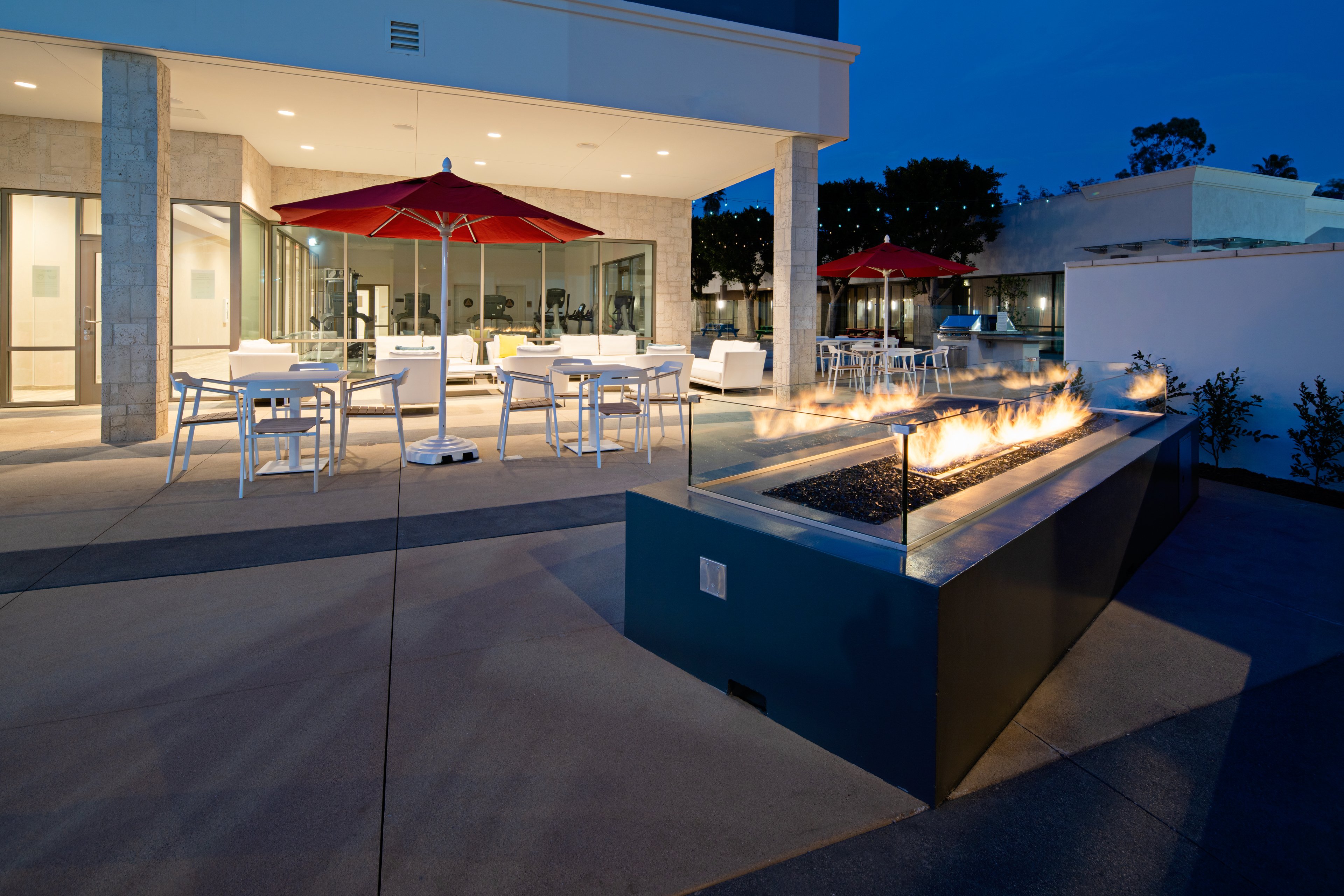 Holiday Inn Long Beach Airport in LONG BEACH - CA