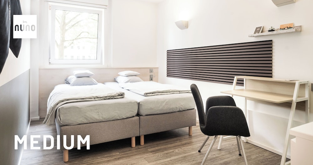 MEDIUM, COMFORT, DOUBLE BED