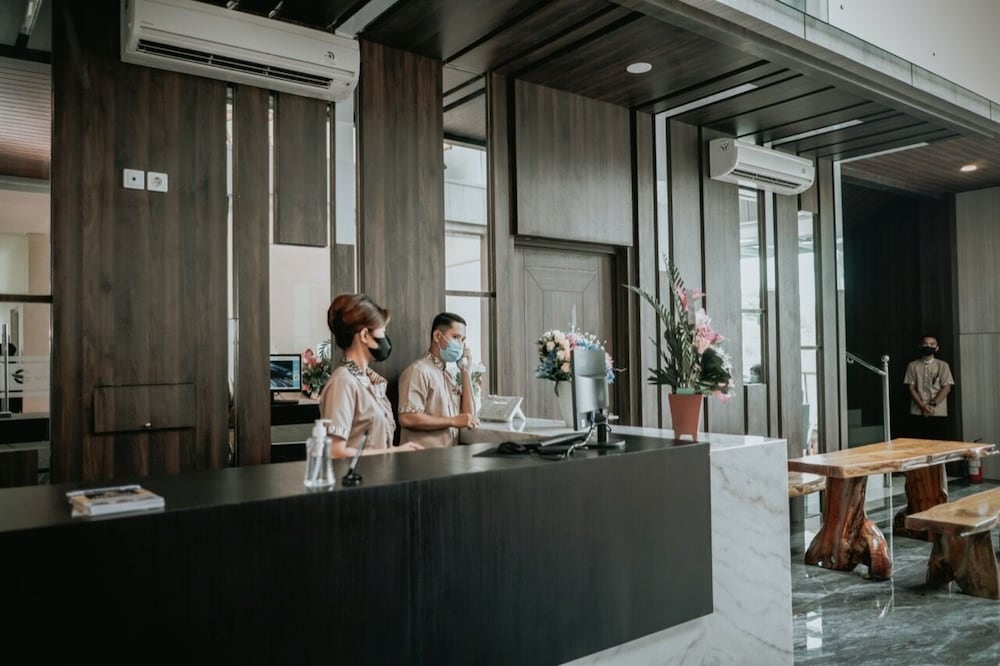 Grand Samota Hotel 3/15