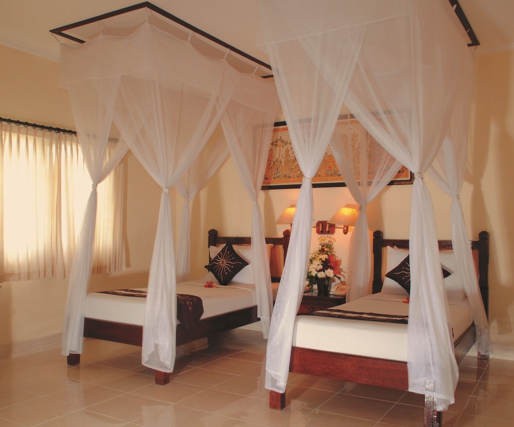 Aneka Lovina Villas And Spa 24/56