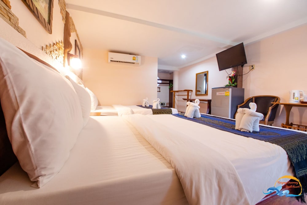 Naiyang Discovery Beach Resort 9/50