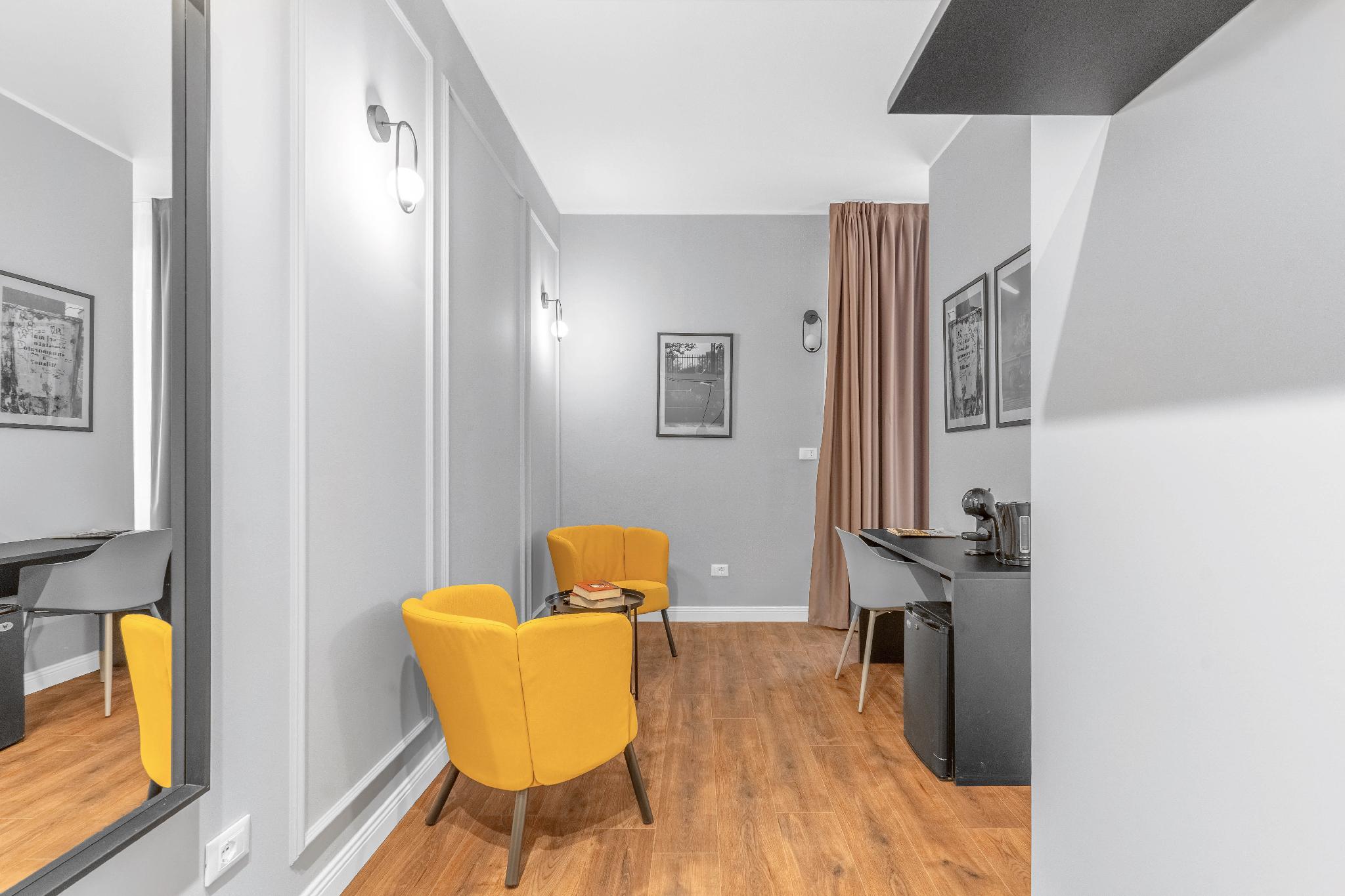Torriani Suites Foresteria Lombarda 5/25
