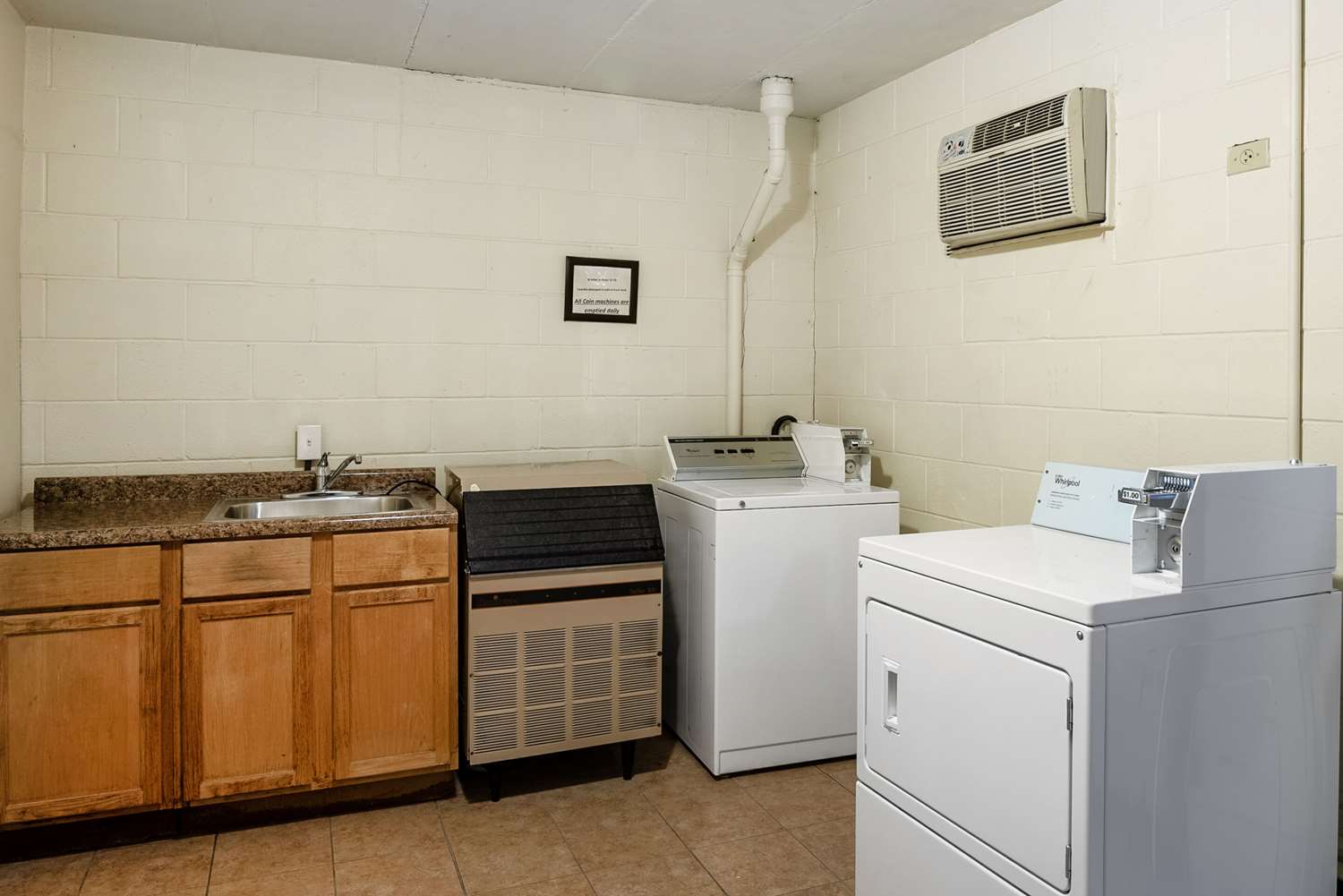 Rodeway Inn Dubuque IA 31/31
