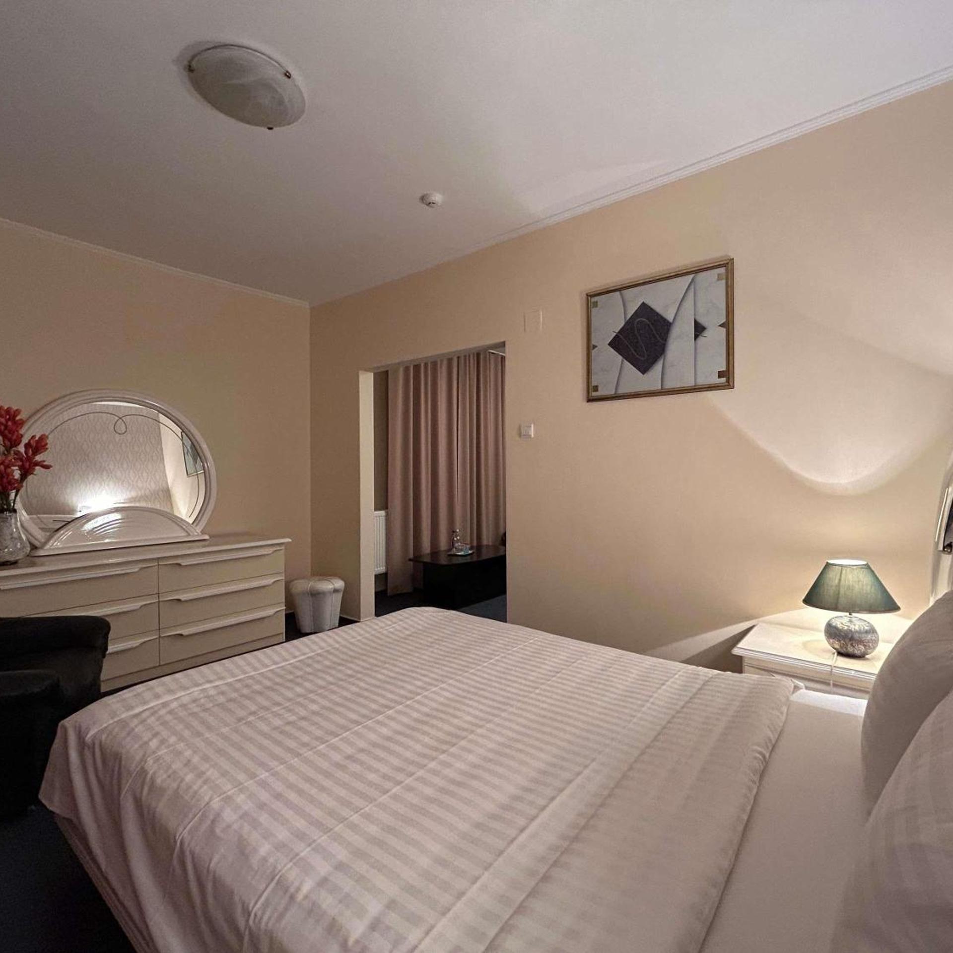 جناح بسرير كينج، Ibis Styles Dunarea Galati 3/6