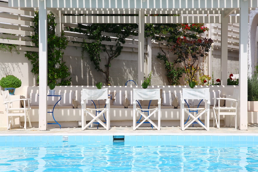 Skopelos Village Hotel Apartments 65/75
