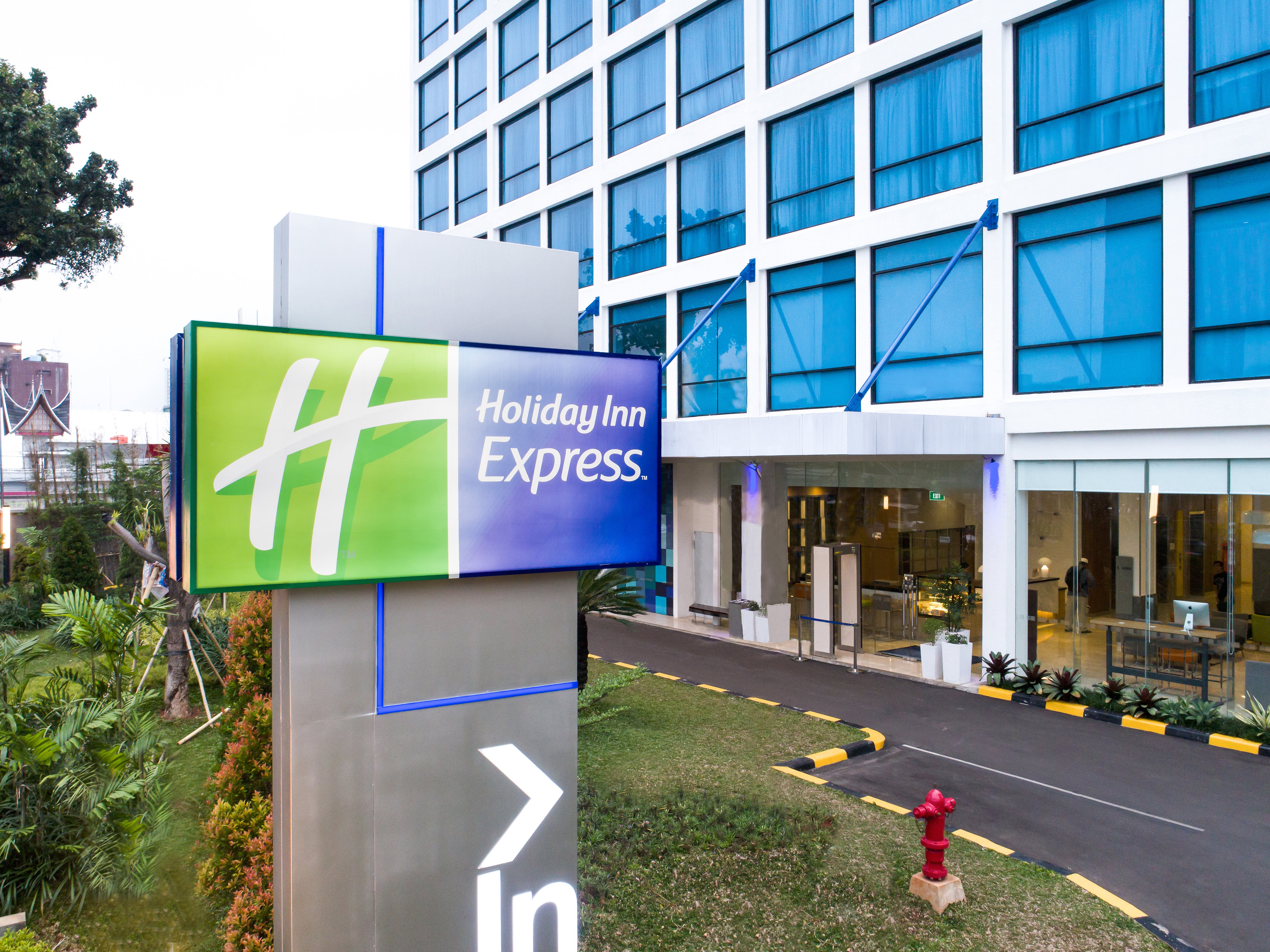 Holiday Inn Express Jakarta Menteng by IHG 65/66