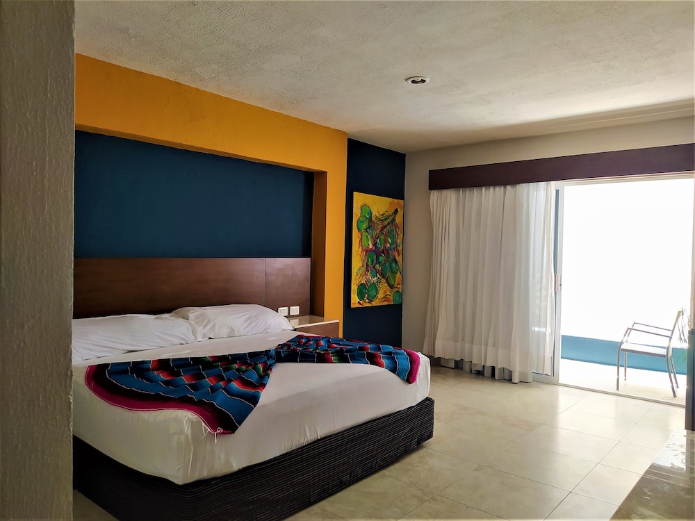 Hotel Mariachi By Kavia 6/45