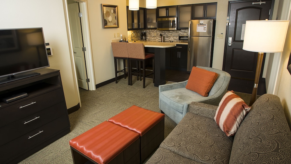 STAYBRIDGE SUITES LEXINGTON 34/55