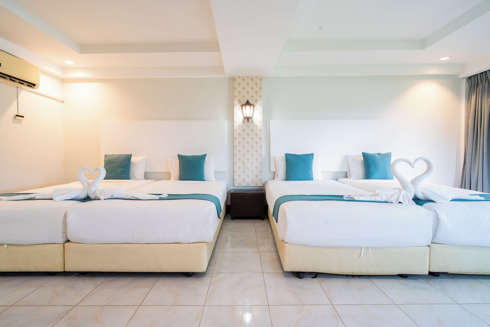 Family, 4 Beds, River Front