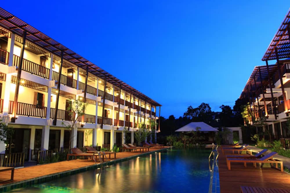 Maryoo Hotel 3/44