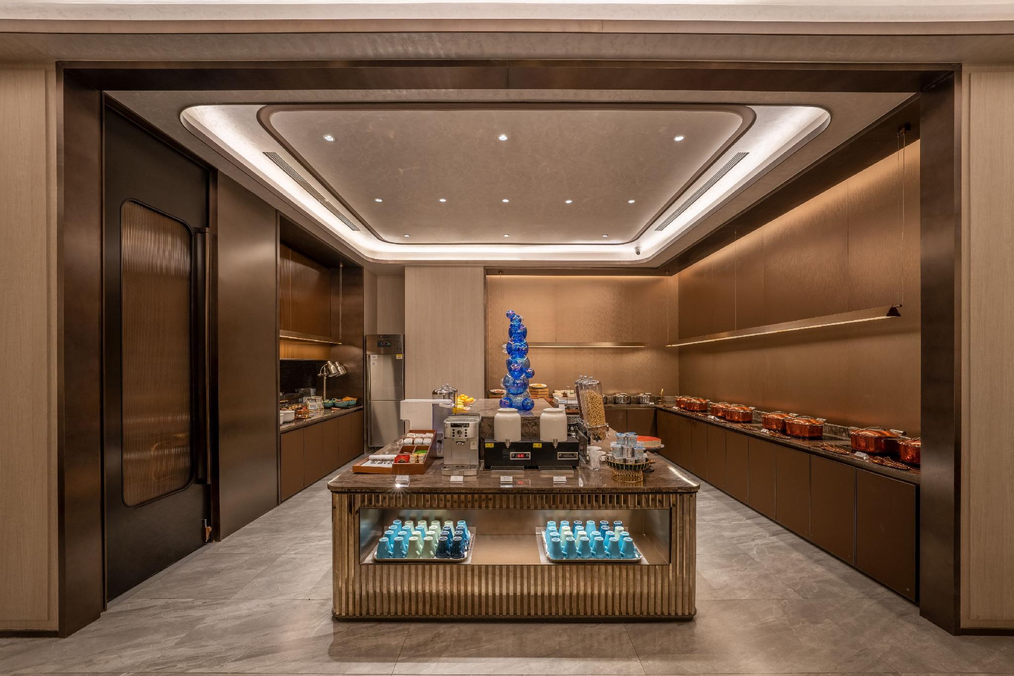 Crystal Orange Hotel (Tianjin Jinwan Square) 18/34