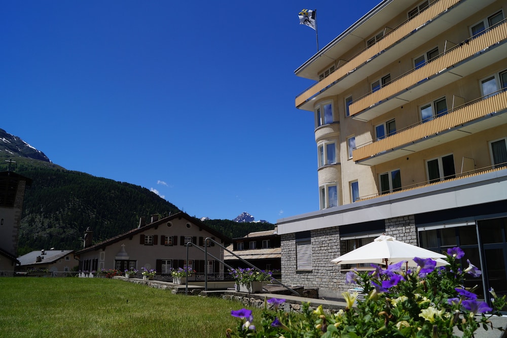 Hotel Schweizerhof Pontresina 63/68