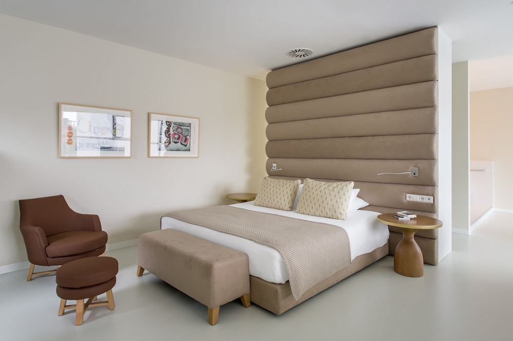 Room Mate Aitana 8/71