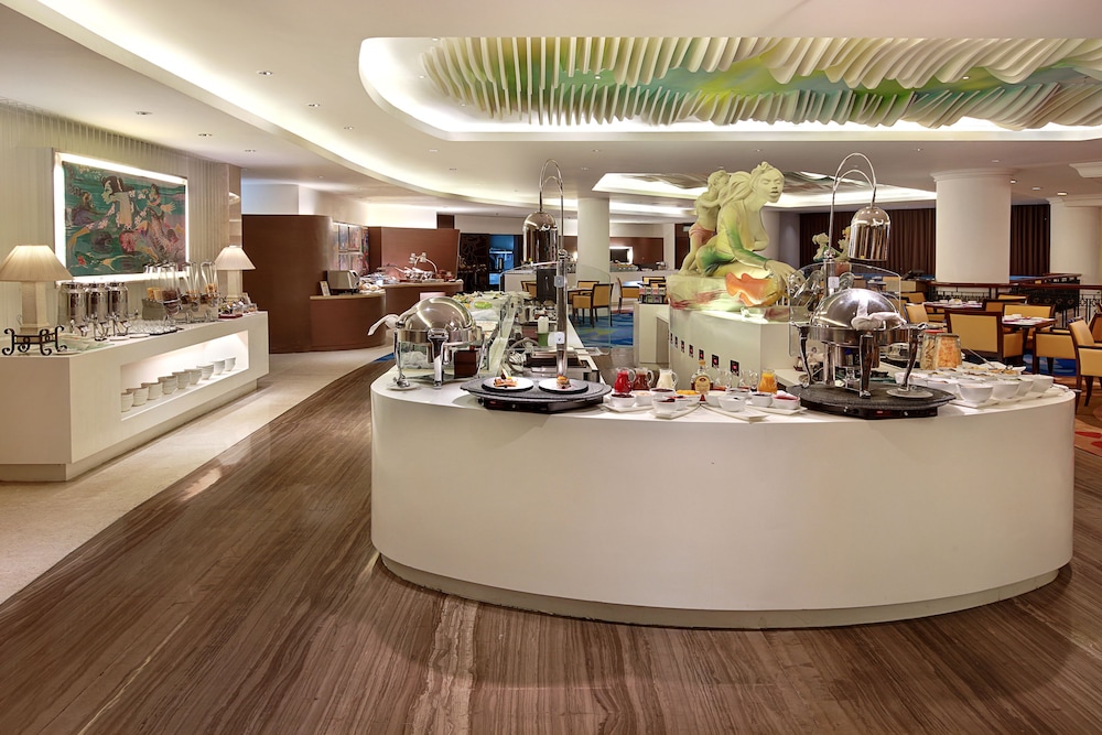Hotel Ciputra Jakarta managed by Swiss-Belhotel International 9/34