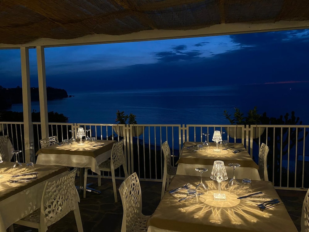 Hotel Valemare 35/57