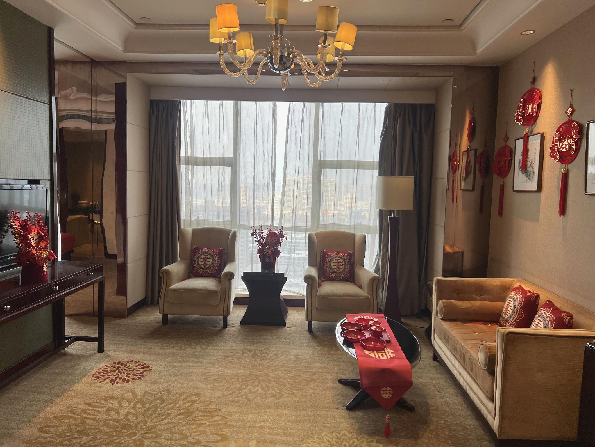 Zhongwei International Holiday Hotel 40/49