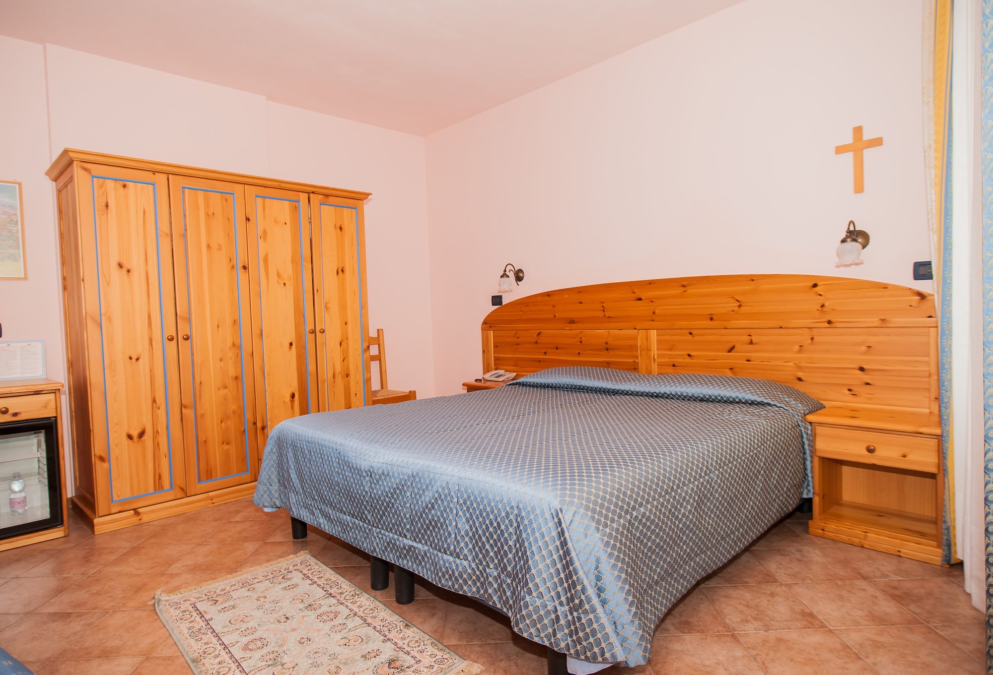 BASIC, DOUBLE BED