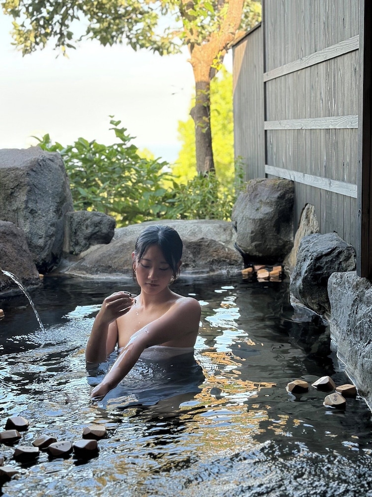 Beppu Kaizan (ex Hotel Zenshitsu Rotentsuki Hanare No Yado Beppu Yuya) 23/50