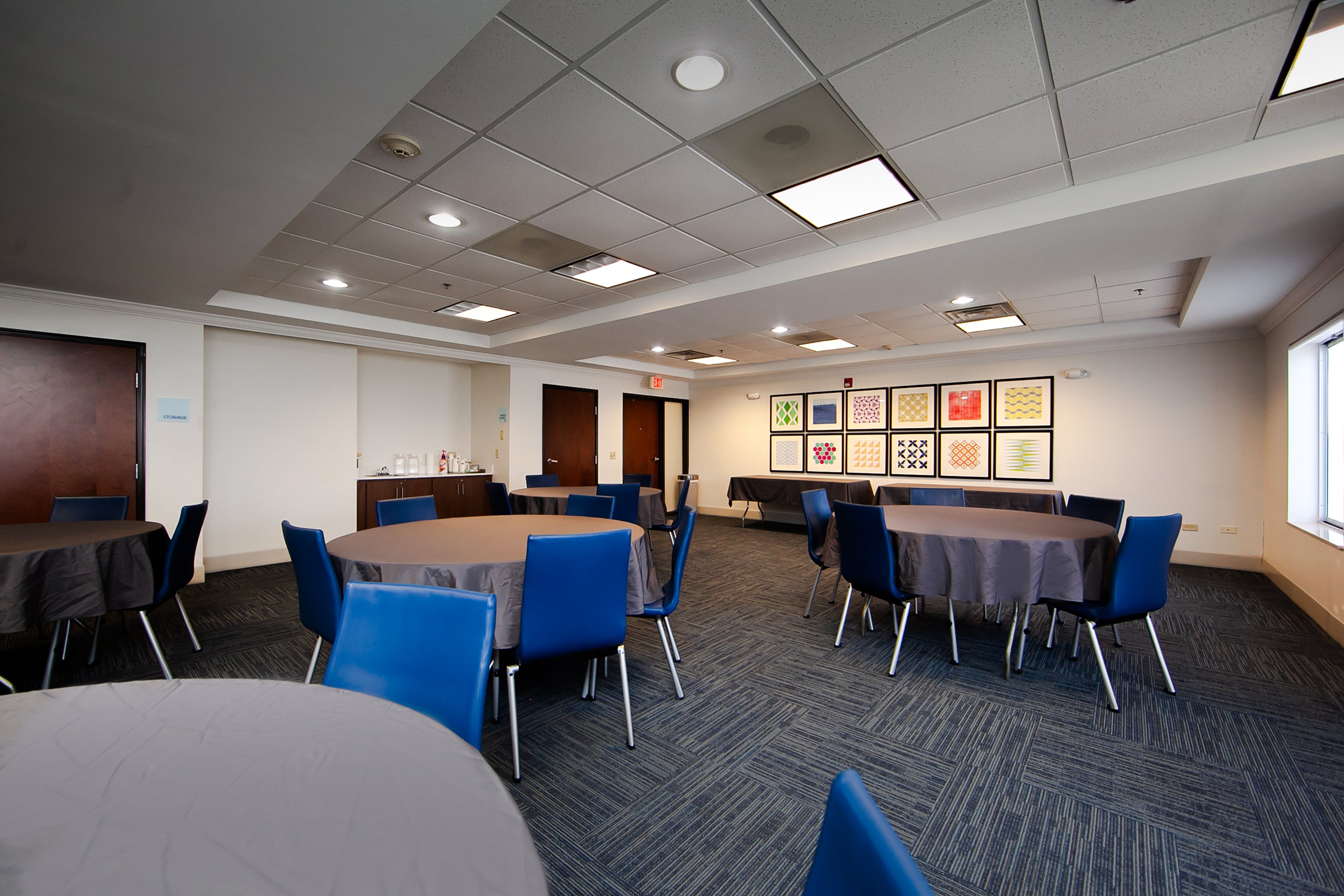 Holiday Inn Express Hotel And Suites Chicago South Lansing 66/71