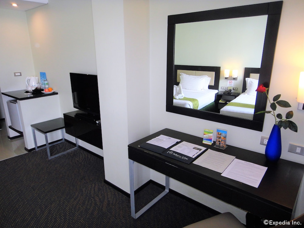 Mallberry Suites Business Hotel 49/59