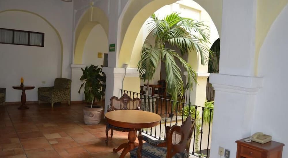 Hotel Meson del Mar 3/41