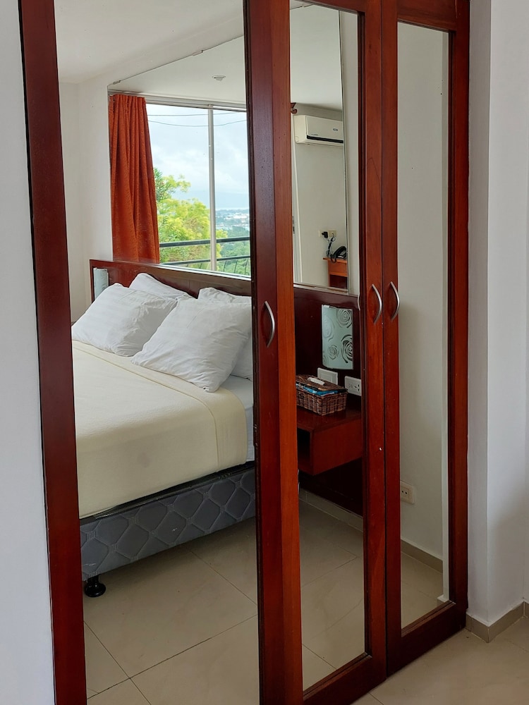 Bohol Vantage Resort 24/66