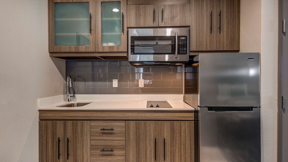 Executive Residency By Best Western Corpus Christi 38/46