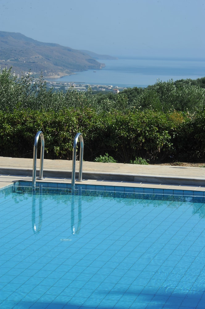 Elia Traditional Hotel & Spa 42/50