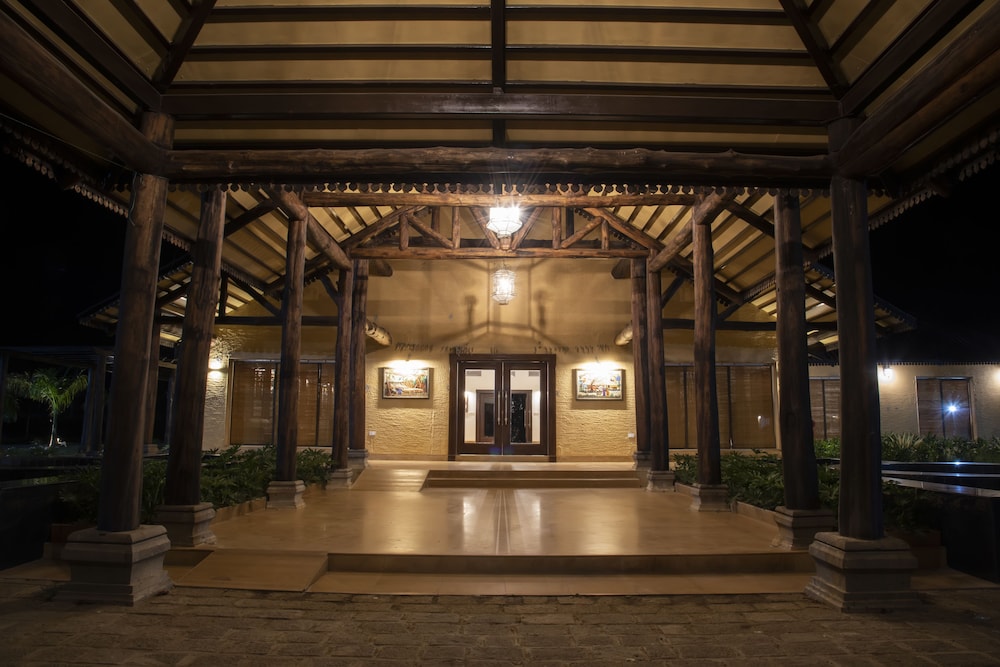 WelcomHeritage Tadoba Vanya Villas resort and Spa 13/61