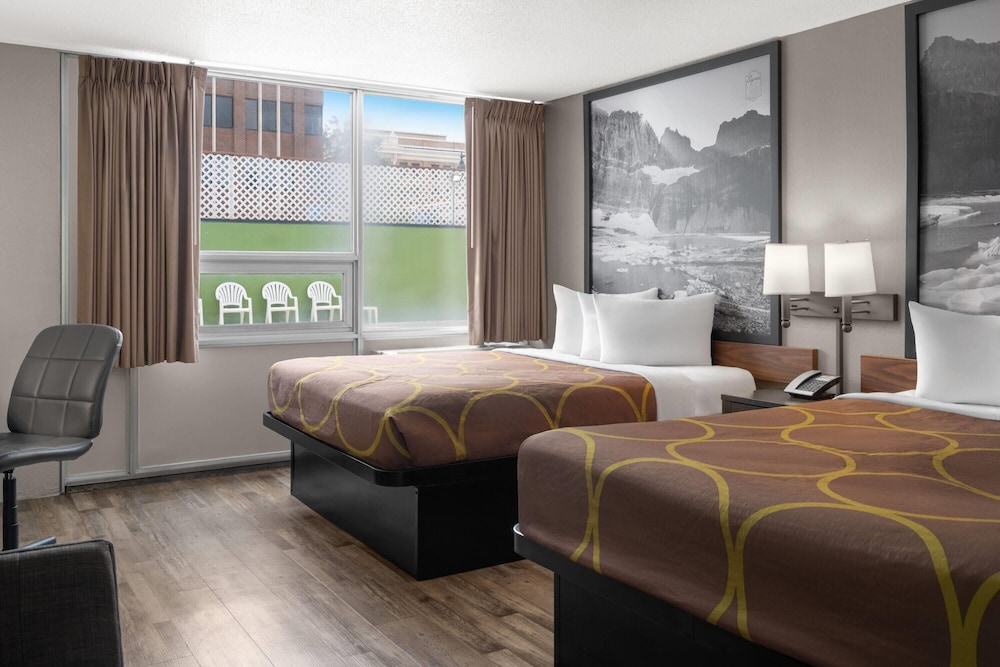 Super 8 by Wyndham Great Falls City Center 15/49