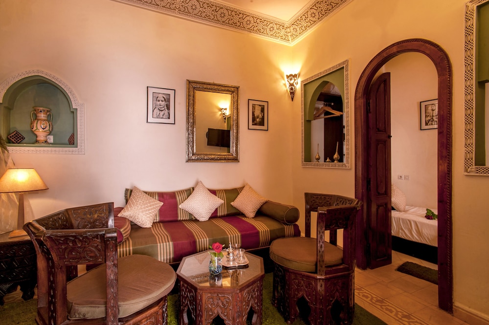 Riad Anabel 27/50