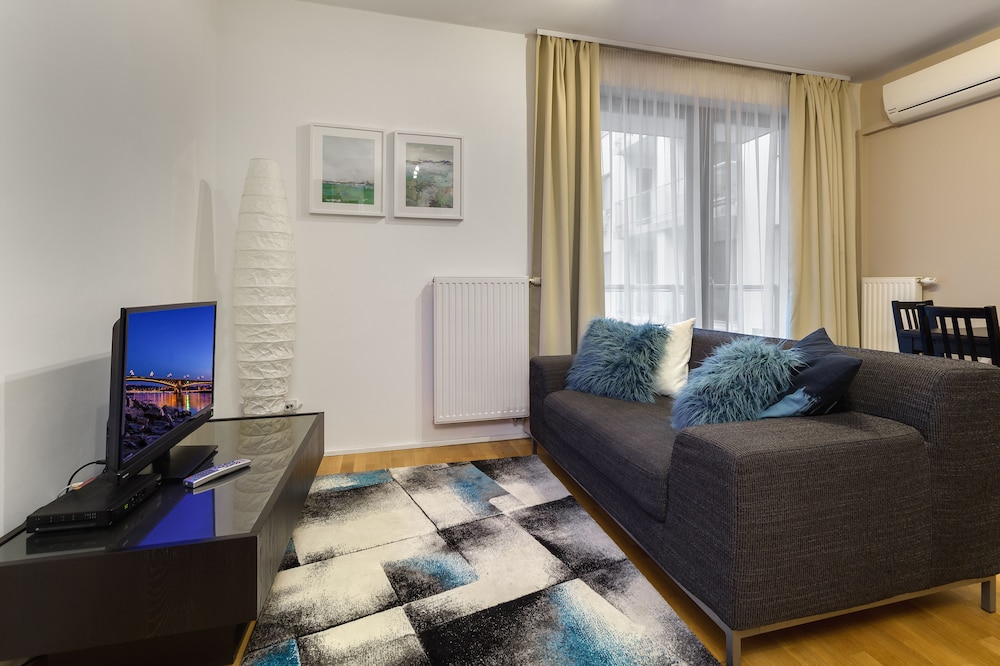 Quality Point Apartment 34/44