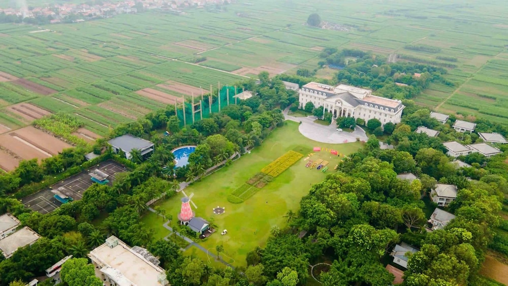FLC LUXURY RESORT VINH PHUC 66/70
