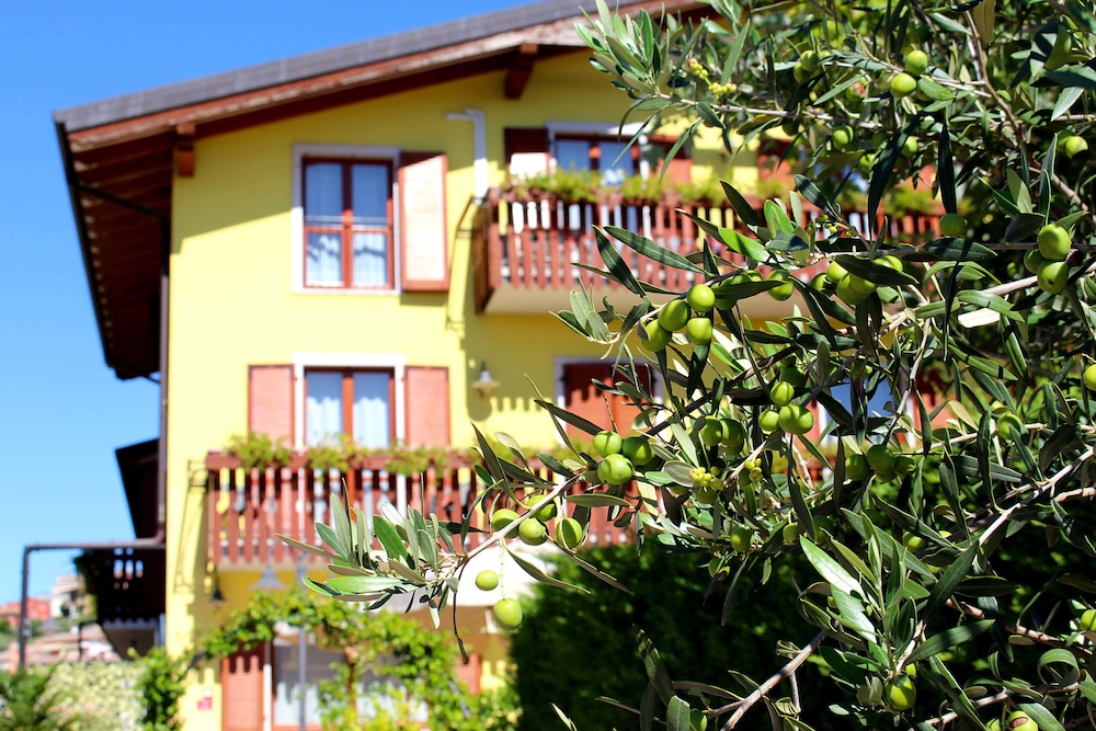 Hotel Romantic 2/60
