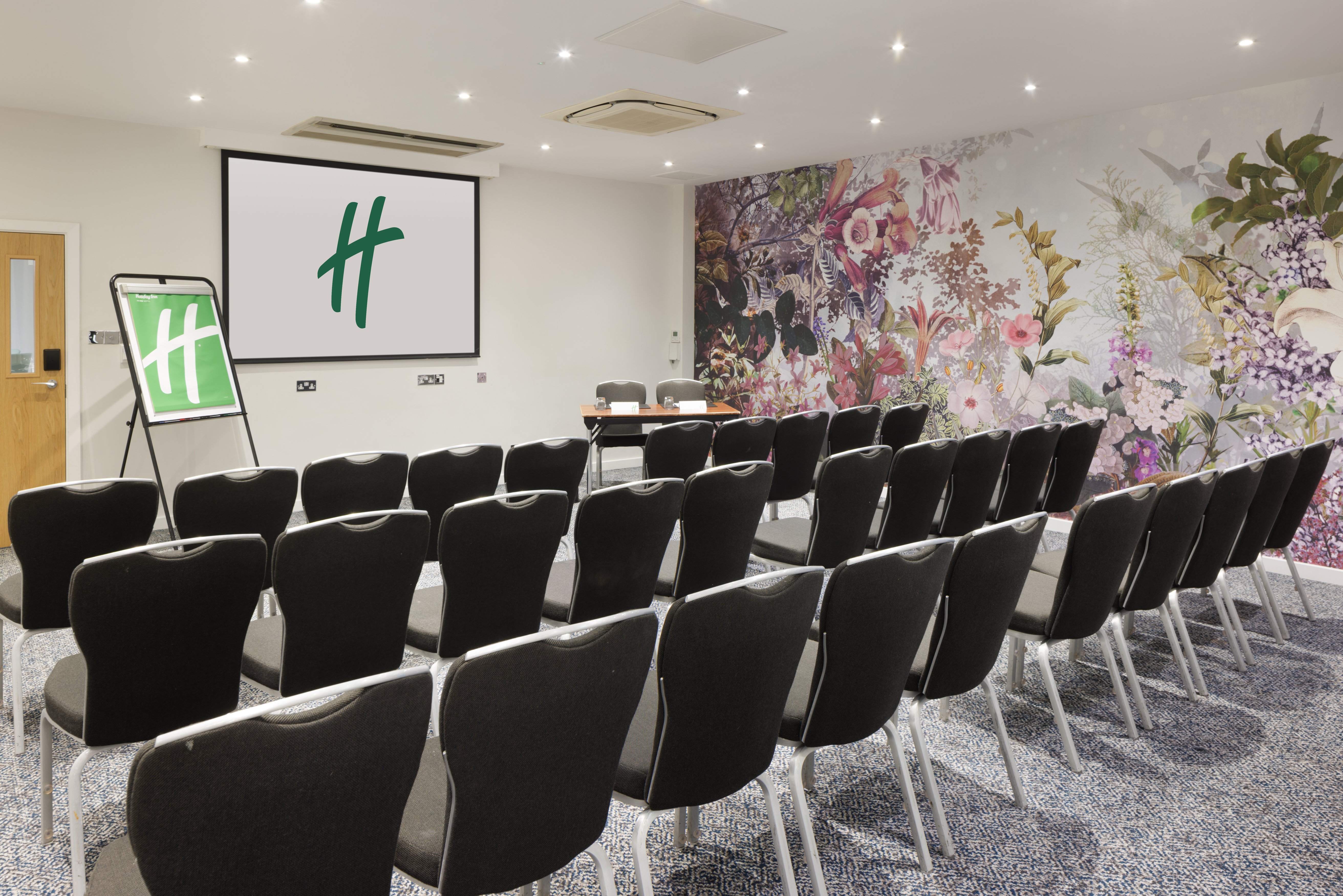 Holiday Inn South Normanton M1 Jct 28 69/83
