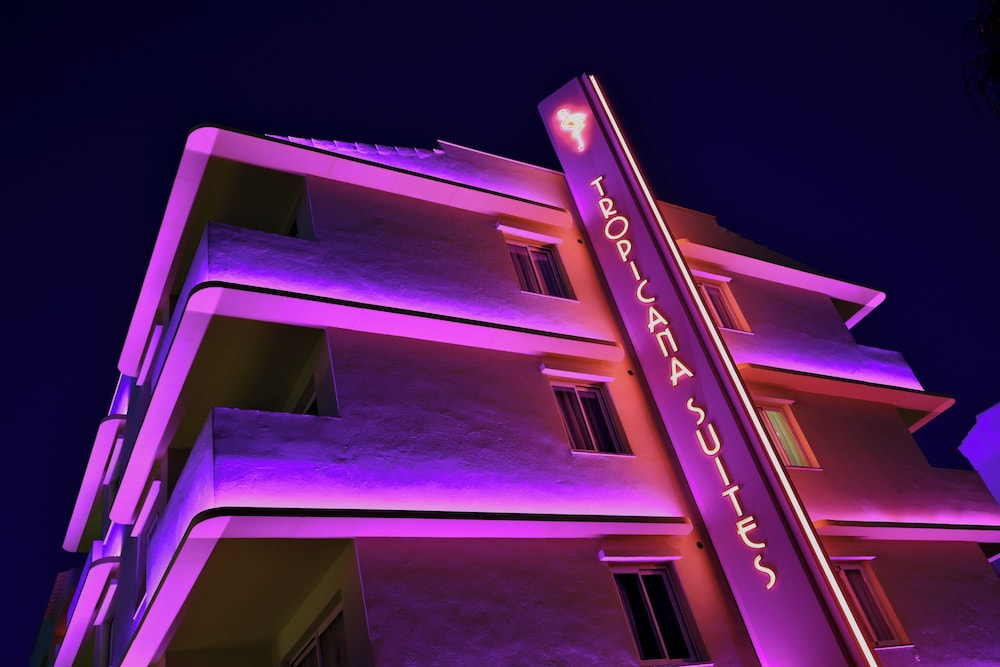 Tropicana Ibiza Coast Suites - Adults Only 4/50