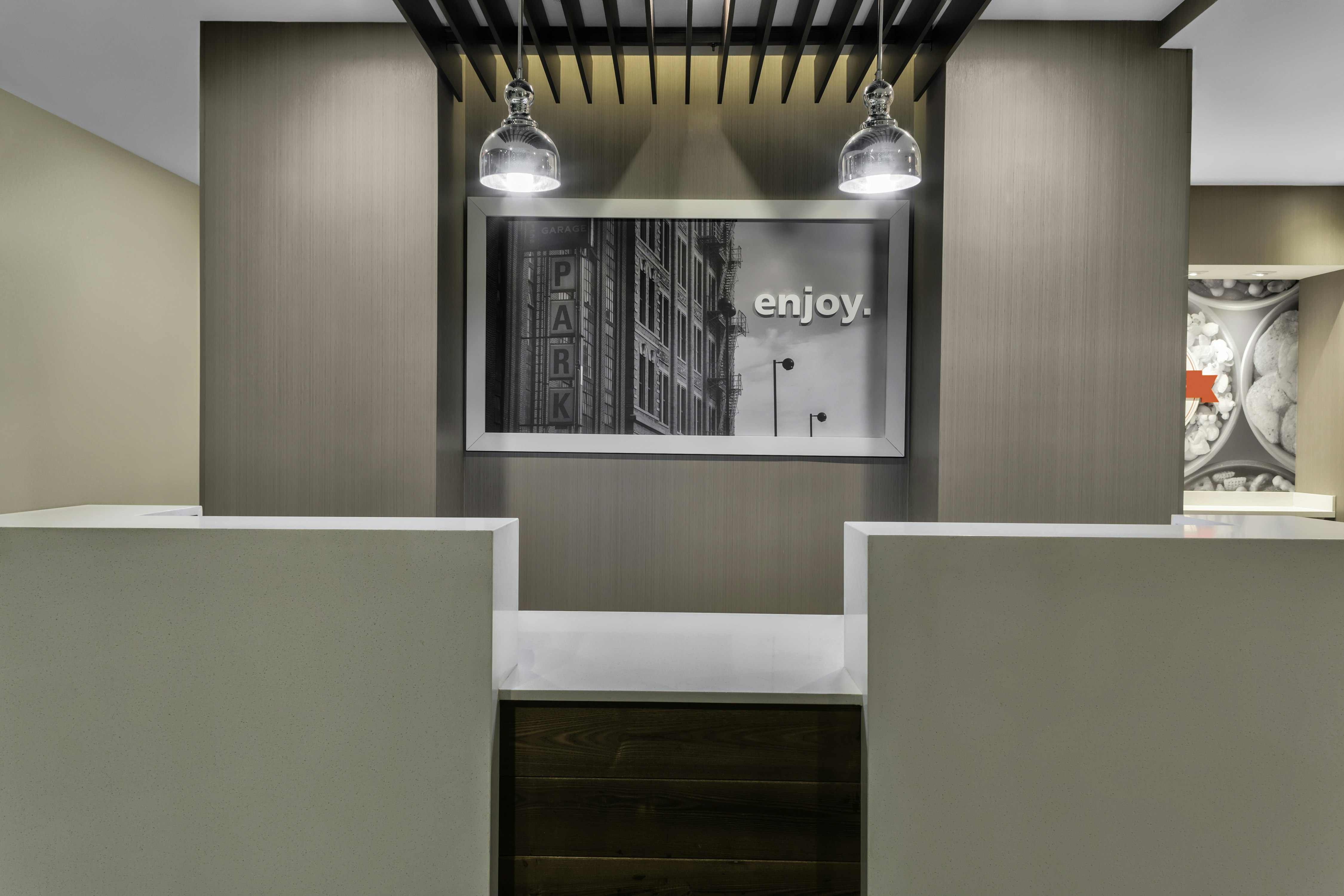 Hampton Inn & Suites Los Angeles/Hollywood 50/52