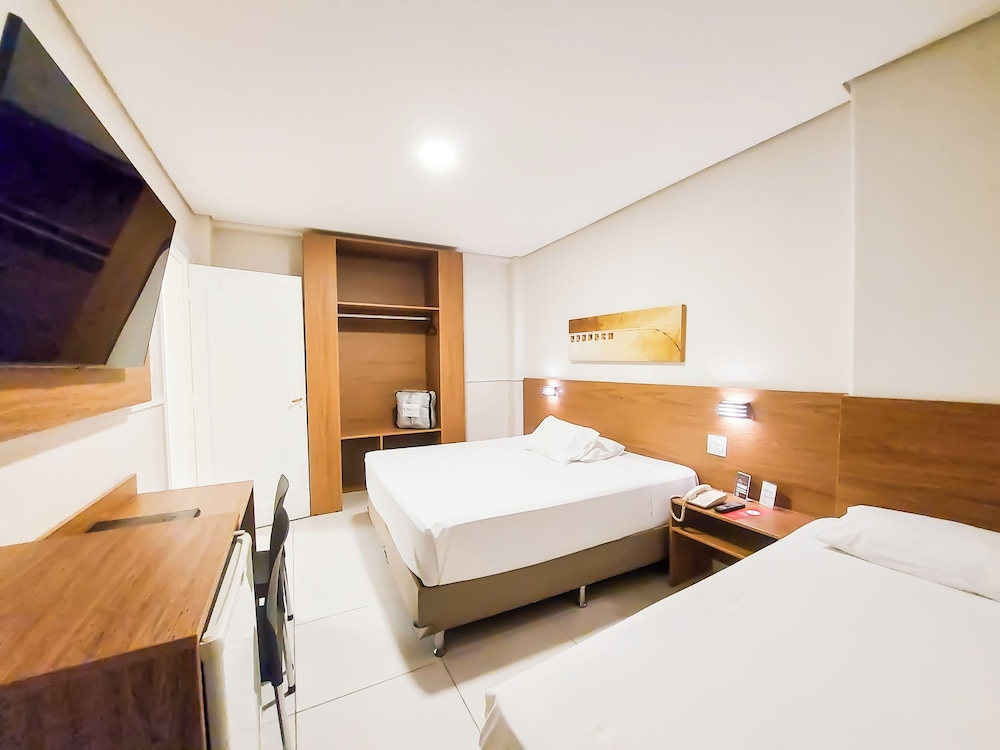 Hotel Itamarati 13/50