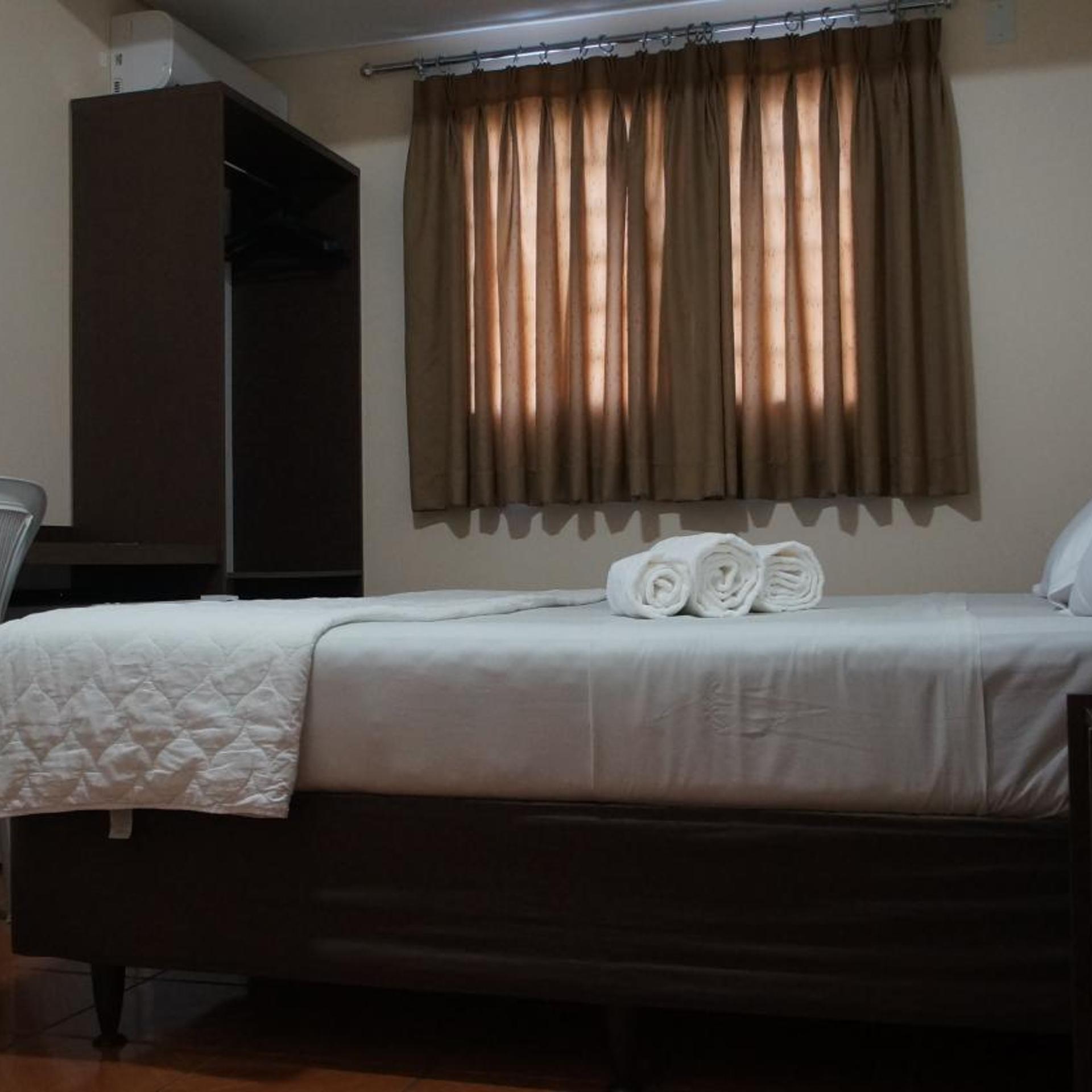 PINHEIROS HOTEL 28/57