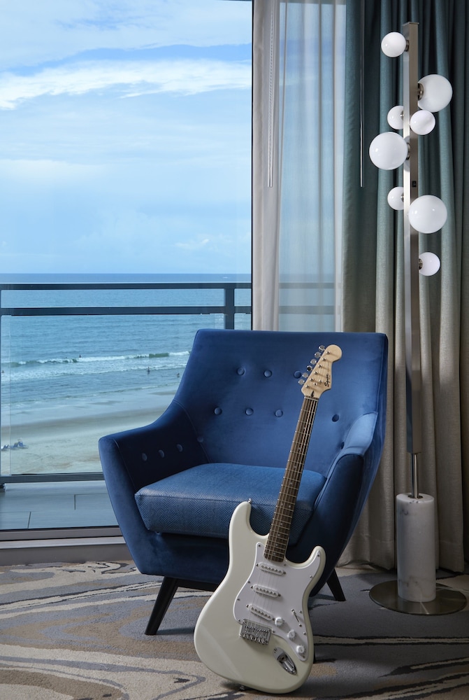 Hard Rock Hotel Daytona Beach 80/92