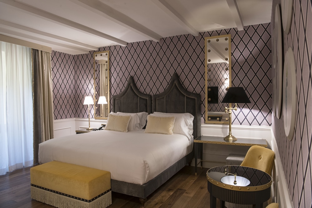 IL Tornabuoni The Unbound Collection by Hyatt 9/50