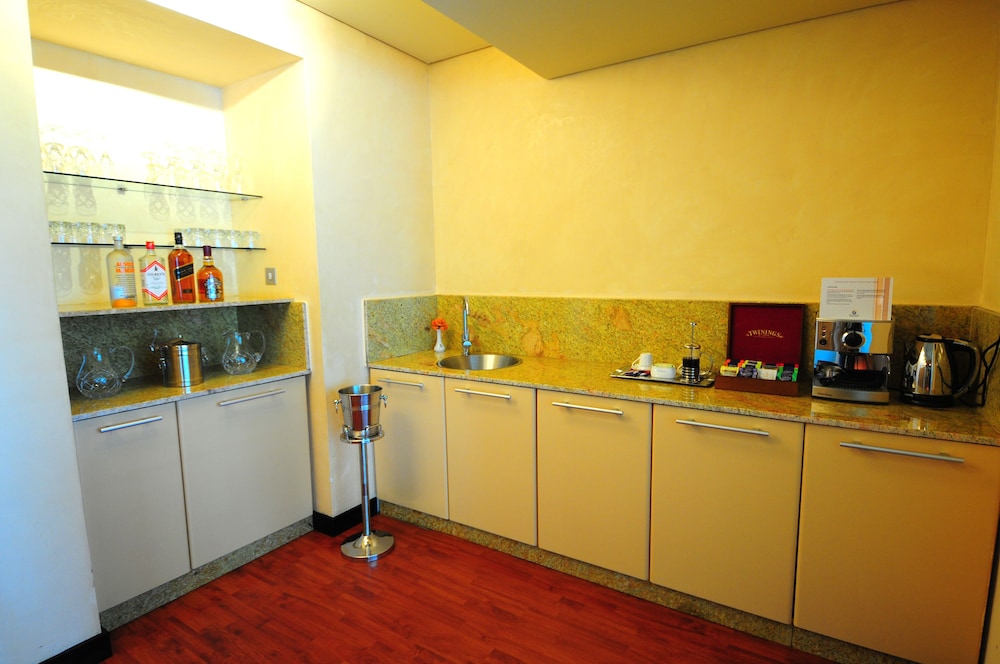 Munyonyo Commonwealth Resort 4/63
