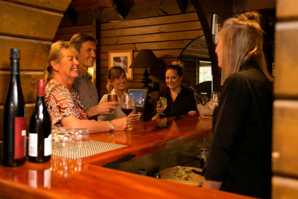 Tongariro Lodge 10/75