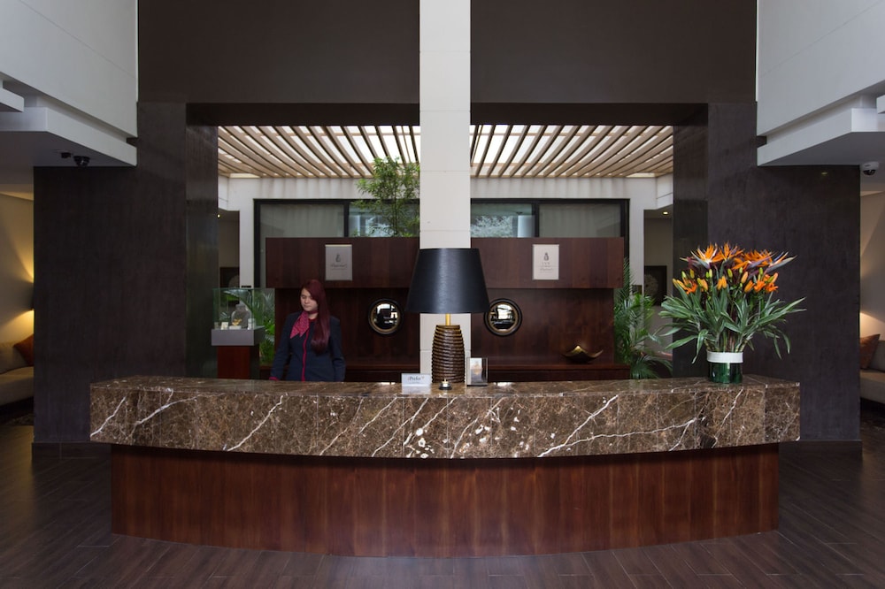 Hotel 93 Luxury Residences 4/69